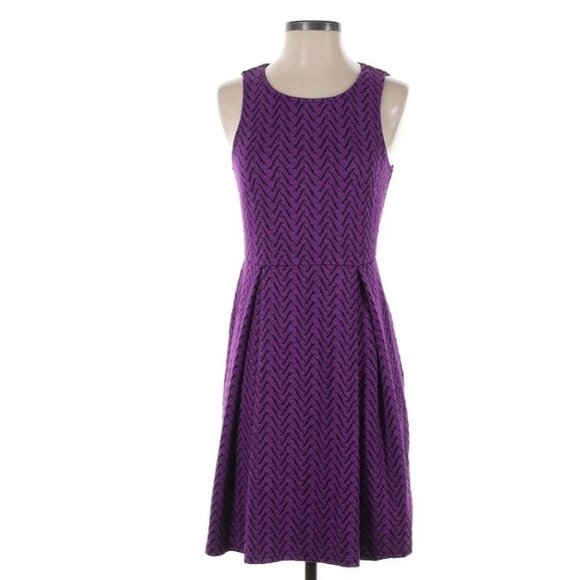 41‎ HAWTHORN | Jace Abstract Chevron Dress - Women | Color: Purple | Size: XS - Picture 1 of 11